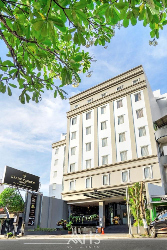 Grand Kangen Hotel Urip Sumoharjo Jogjacarta Exterior foto